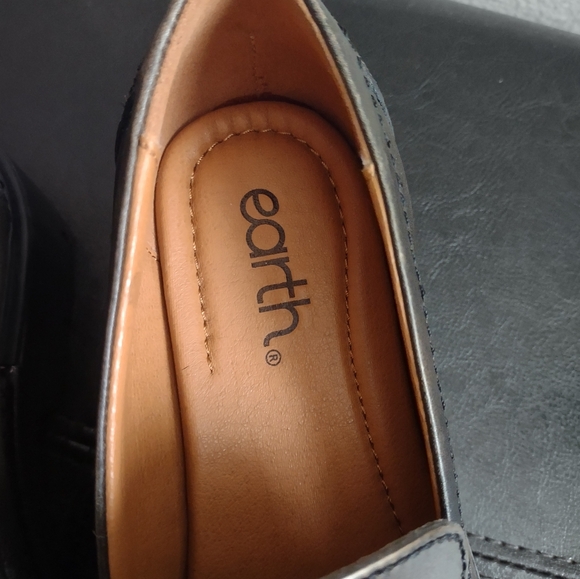 Earth Zalor Round Toe Lug Sole Casual Slip-on Leather Loafers Women's - Picture 7 of 11